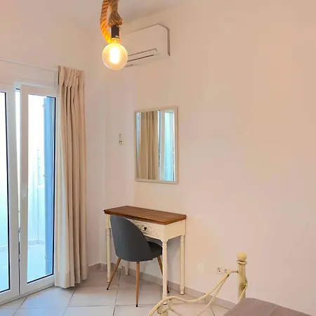 Konstantinos Apartment